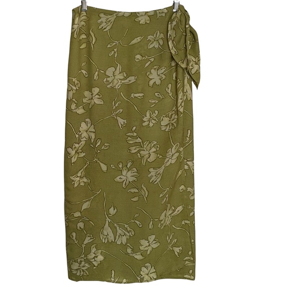Ann Taylor Dresses & Skirts - Ann Taylor Floral Wrap Silk Skirt, Fully Lined | Green | 10